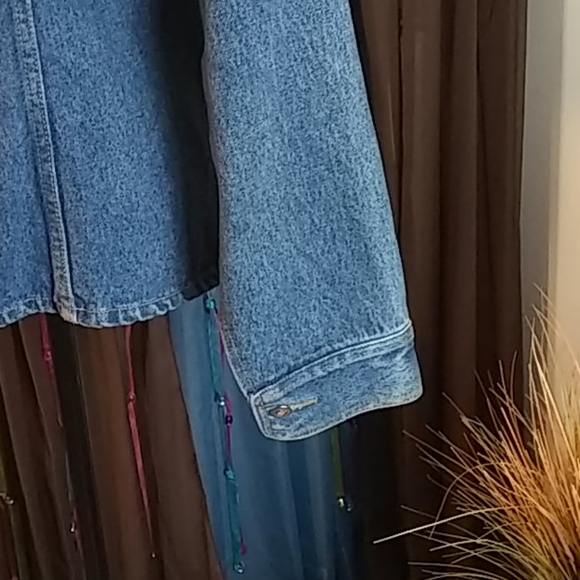 Denim Jean Jacket, Size L, Color Blue - Picture 4 of 6